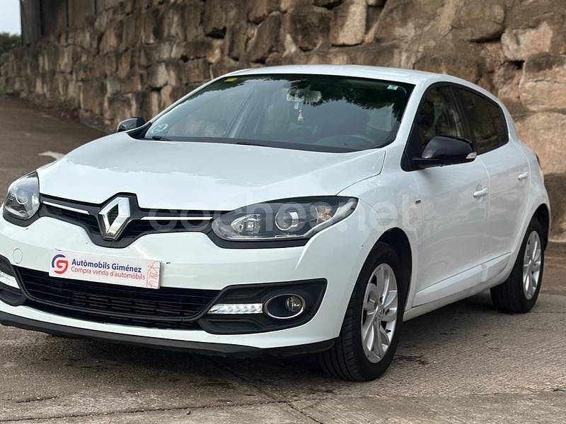 Usado Renault Mégane LIMITED 95 CV (69 kW) 2015 Blanco Berlina