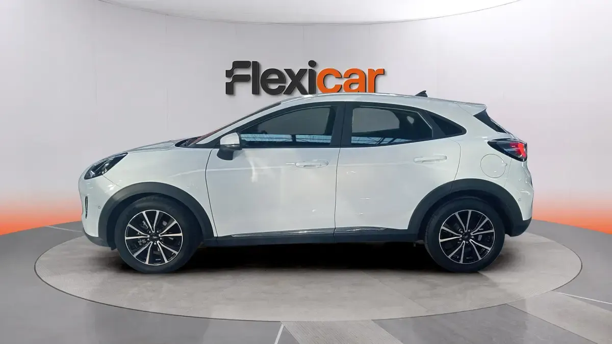 Usado Ford Puma Titanium 125 CV (91 kW) 2022 Blanco SUV
