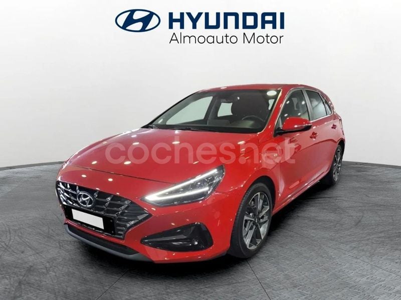 Rojo Usado 2020 Hyundai i30 Berlina | 16.400 € (Un poco caro) - Imagen 1/4