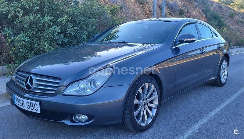 Usado Mercedes CLS320 224 CV (164 kW) 2008 Gris / plata Berlina