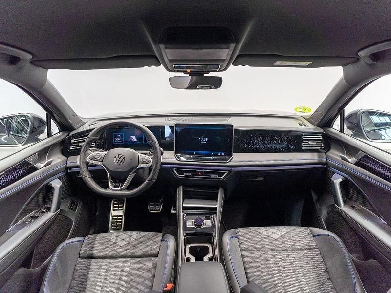 Usado VW Tiguan R-line 150 CV (110 kW) 2025 Gris SUV