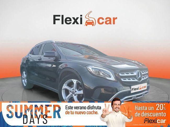 Negro Usado 2019 Mercedes GLA180 SUV | 21.390 € (Precio justo) - Imagen 1/4