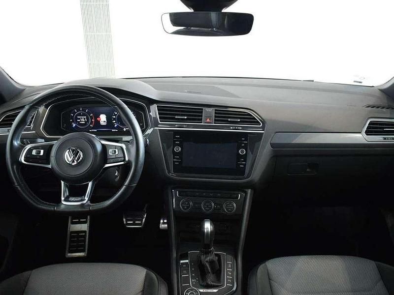 Usado VW Tiguan Sportline 190 CV (139 kW) 2020 Negro SUV