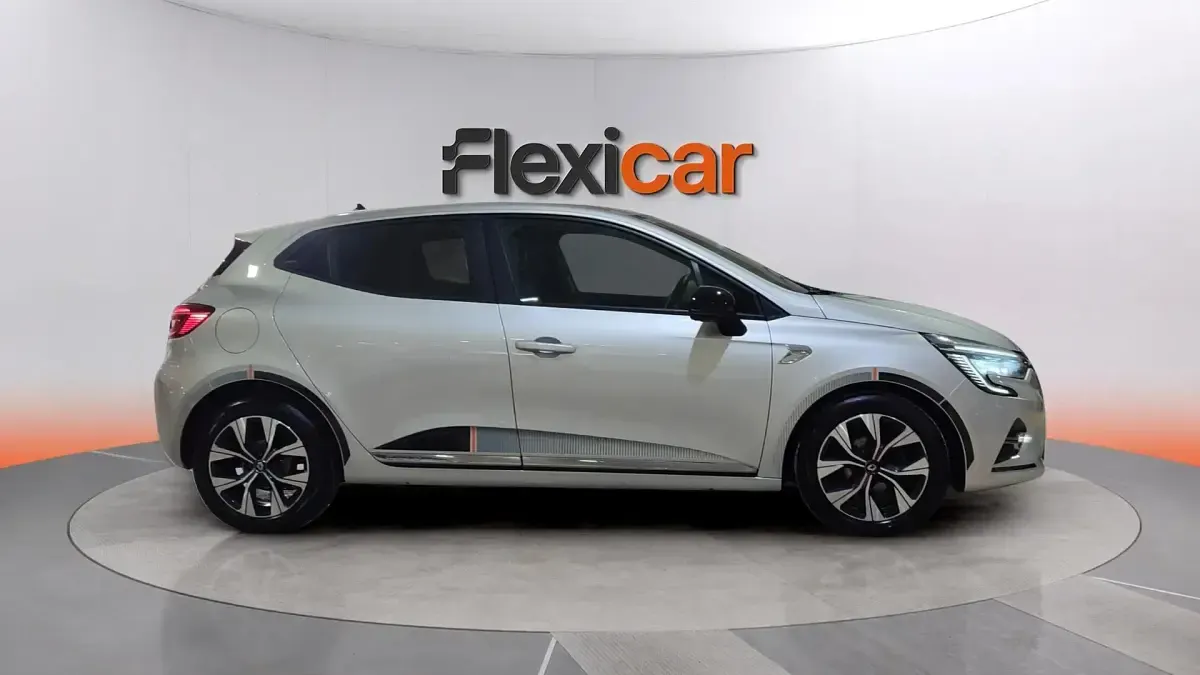 Usado Renault Clio V LIMITED 90 CV (66 kW) 2021 Gris Berlina