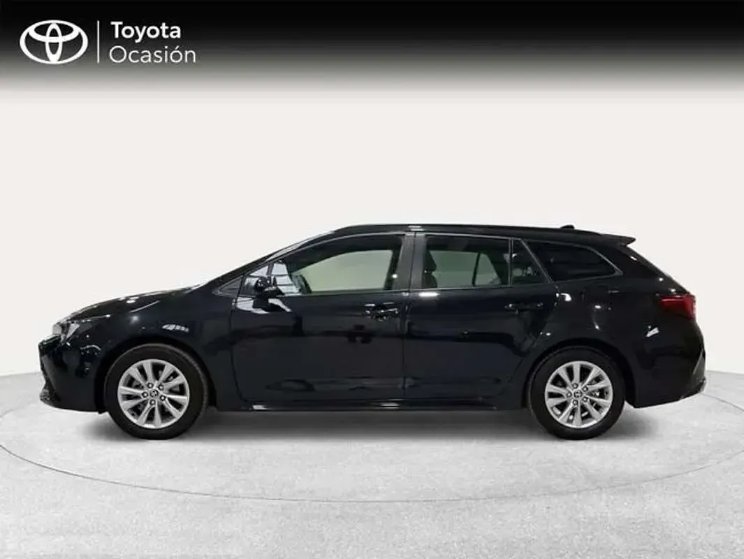 Usado Toyota Corolla Active 140 CV (102 kW) 2025 Negro Familiar