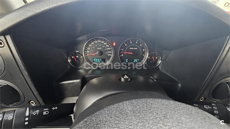 Gris / plata Usado 2008 Jeep Commander Limited SUV | 15.000 € - Imagen 1/4