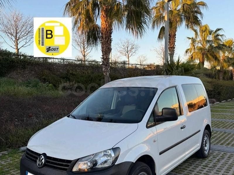 Usado VW Caddy 102 CV (75 kW) 2011 Blanco Monovolumen