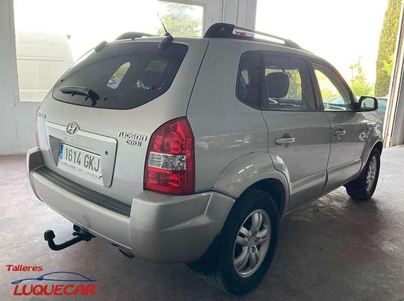Usado Hyundai Tucson Comfort 140 CV (102 kW) 2009 Gris SUV