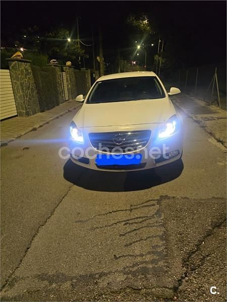 Blanco Usado 2012 Opel Insignia Cosmo Berlina | 3600 € (Super precio) - Imagen 1/4
