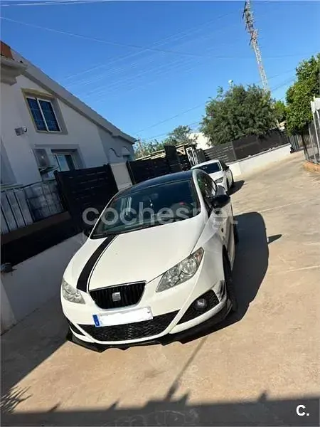 Usado Seat Ibiza SC Sport 143 CV (105 kW) 2009 Blanco Utilitario