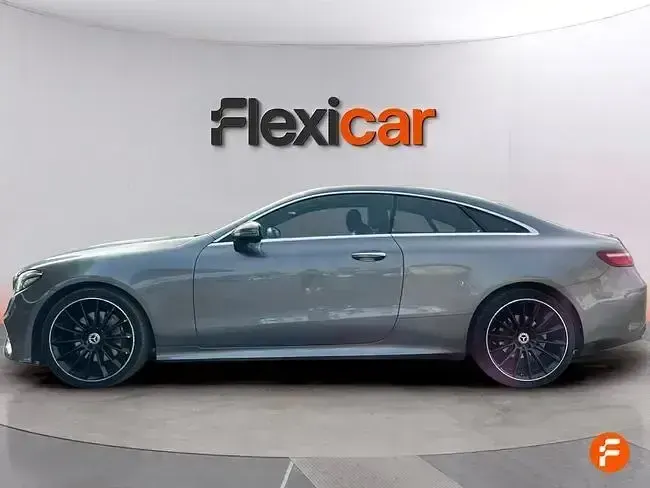 Usado Mercedes E220 194 CV (142 kW) 2019 Gris Coupe