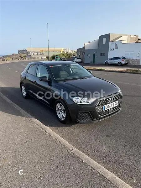 Usado Audi A1 Sportback Advanced Plus 95 CV (69 kW) 2019 Gris / plata Utilitario