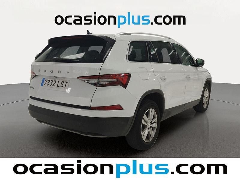Usado Skoda Kodiaq Ambition 150 CV (110 kW) 2021 Blanco SUV
