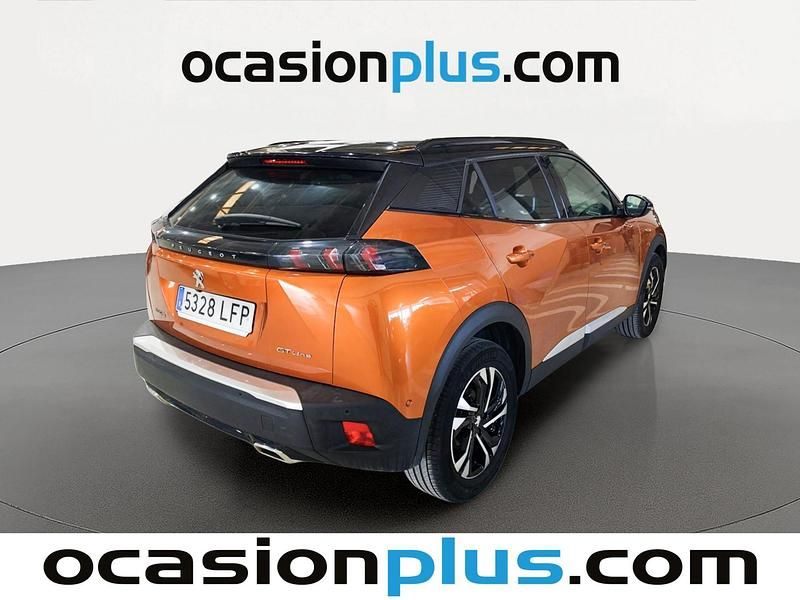 Usado Peugeot 2008 GT-line 131 CV (96 kW) 2020 Naranja SUV