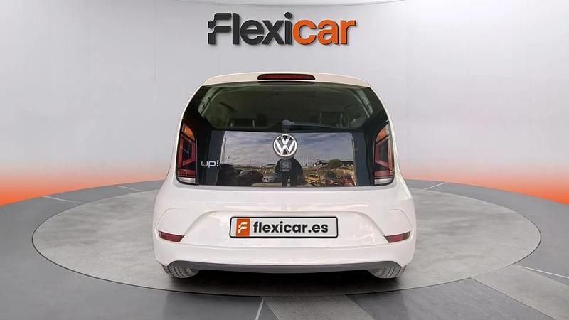 Usado VW up! high up! 60 CV (44 kW) 2018 Blanco Utilitario