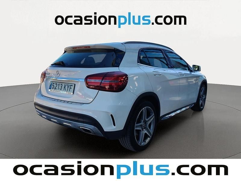 Usado Mercedes GLA200 AMG 156 CV (114 kW) 2019 Blanco SUV