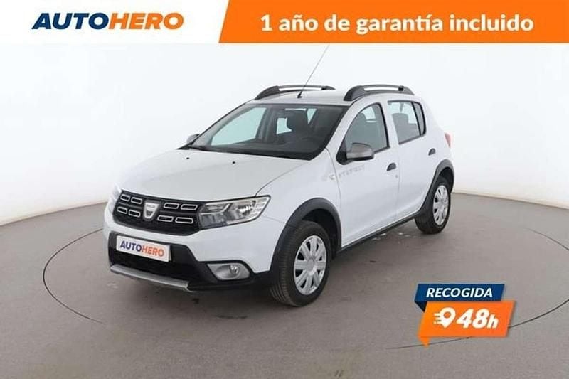 Blanco Usado 2019 Dacia Sandero Essentiel Utilitario | 9799 € (Precio justo) - Imagen 1/3