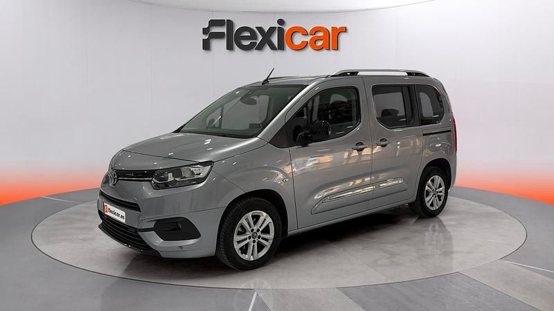 Usado Toyota Proace Verso Active 110 CV (80 kW) 2022 Gris Familiar