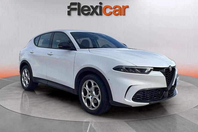 Blanco Usado 2023 Alfa Romeo Tonale Sprint SUV | 21.790 € (Precio justo) - Imagen 1/4