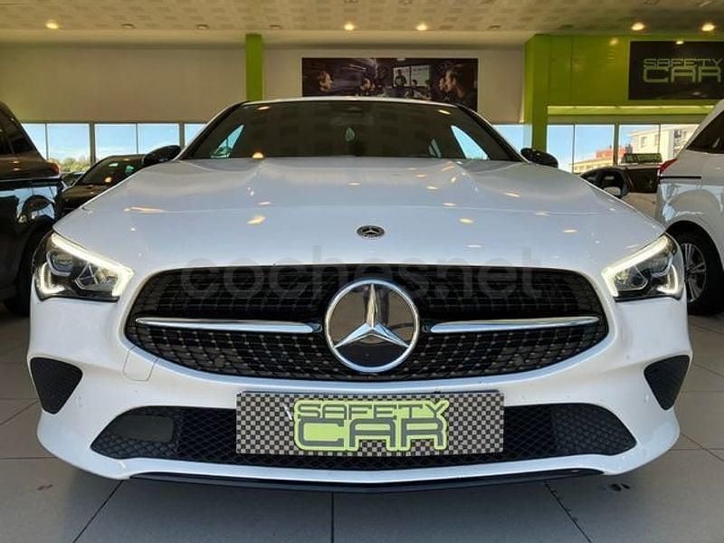 Usado Mercedes CLA250 Shooting Brake 224 CV (164 kW) 2020 Blanco Familiar