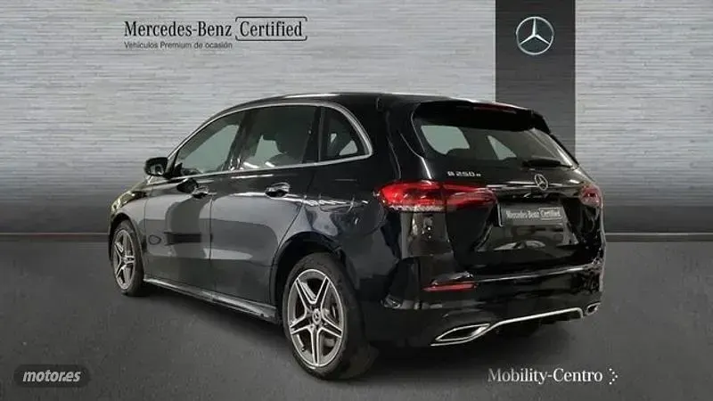 Usado Mercedes B250 217 CV (159 kW) 2022 Negro Utilitario