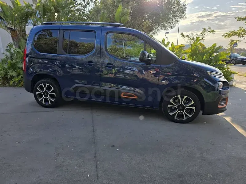 Usado Citroën Berlingo Shine 130 CV (95 kW) 2018 Azul Monovolumen