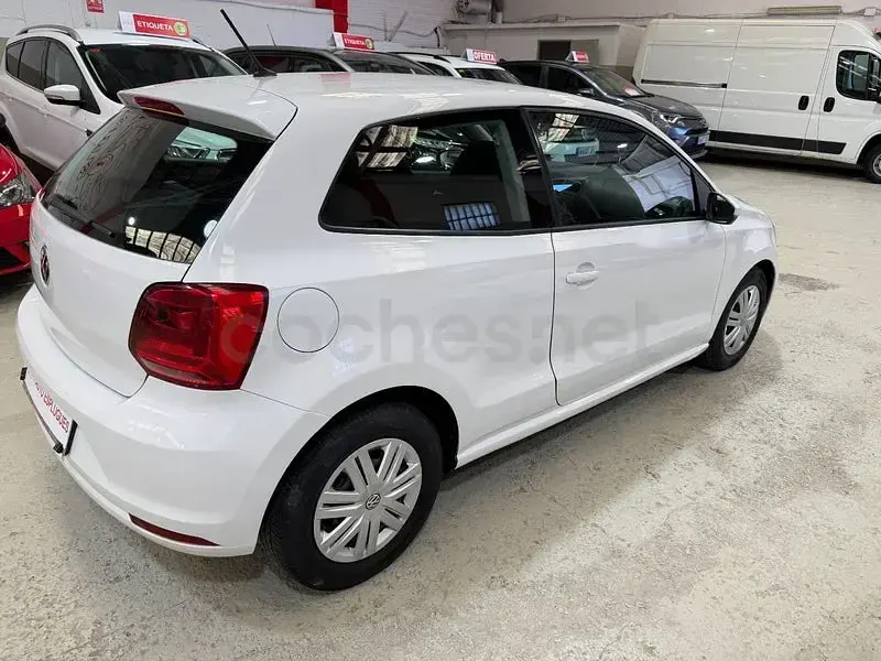 Usado VW Polo Advance 75 CV (55 kW) 2017 Blanco Berlina