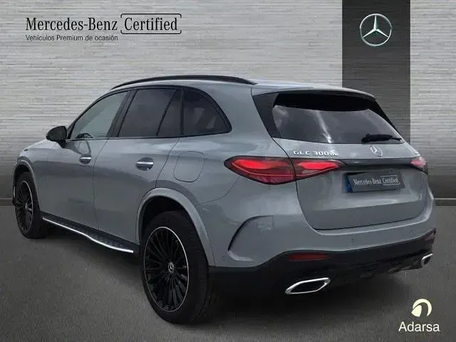 Usado Mercedes GLC300de 333 CV (244 kW) 2026 Manufaktur gris alpino SUV