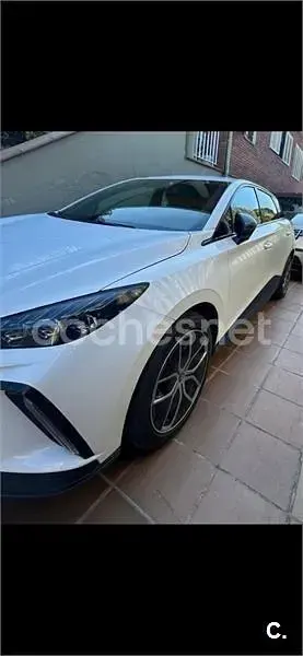 Usado MG MG4 EV Luxury 2022 Eléctrico Utilitario