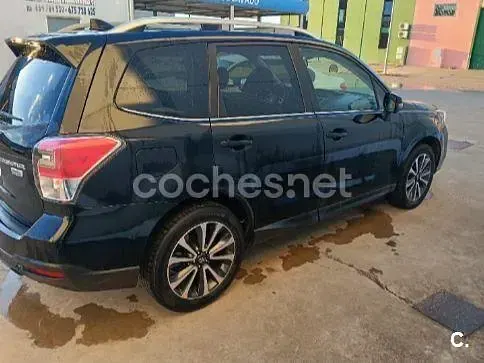 Usado Subaru Forester 148 CV (108 kW) 2017 Negro SUV