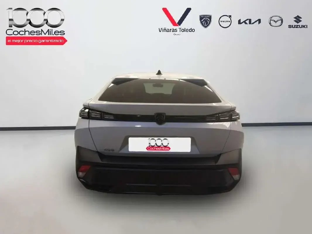 Usado Peugeot 408 Allure 145 CV (106 kW) 2025 Blanco SUV
