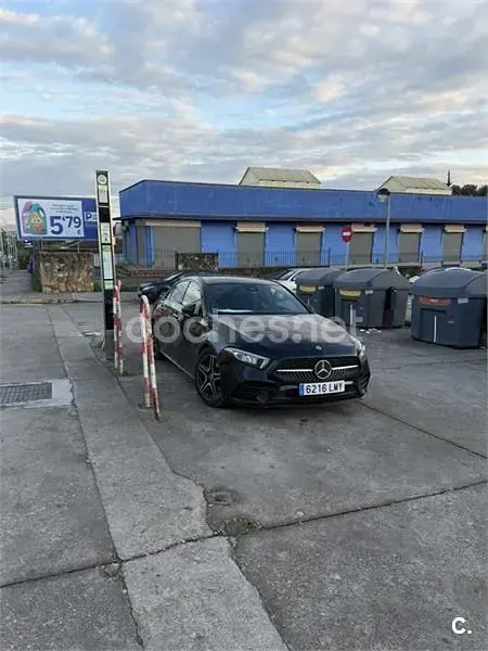 Usado Mercedes A200 150 CV (110 kW) 2021 Negro Berlina