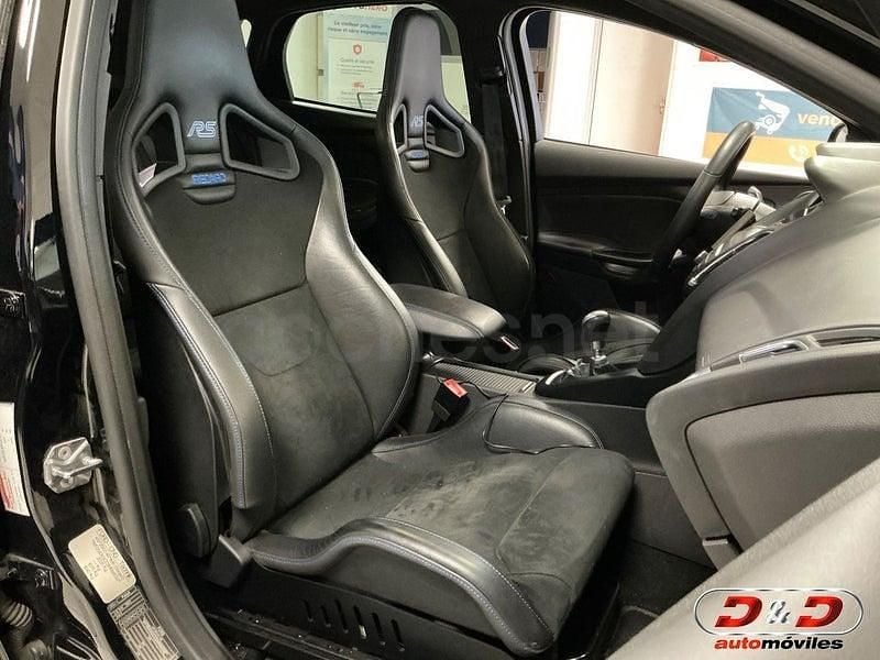 Usado Ford Focus RS 350 CV (257 kW) 2018 Negro Berlina