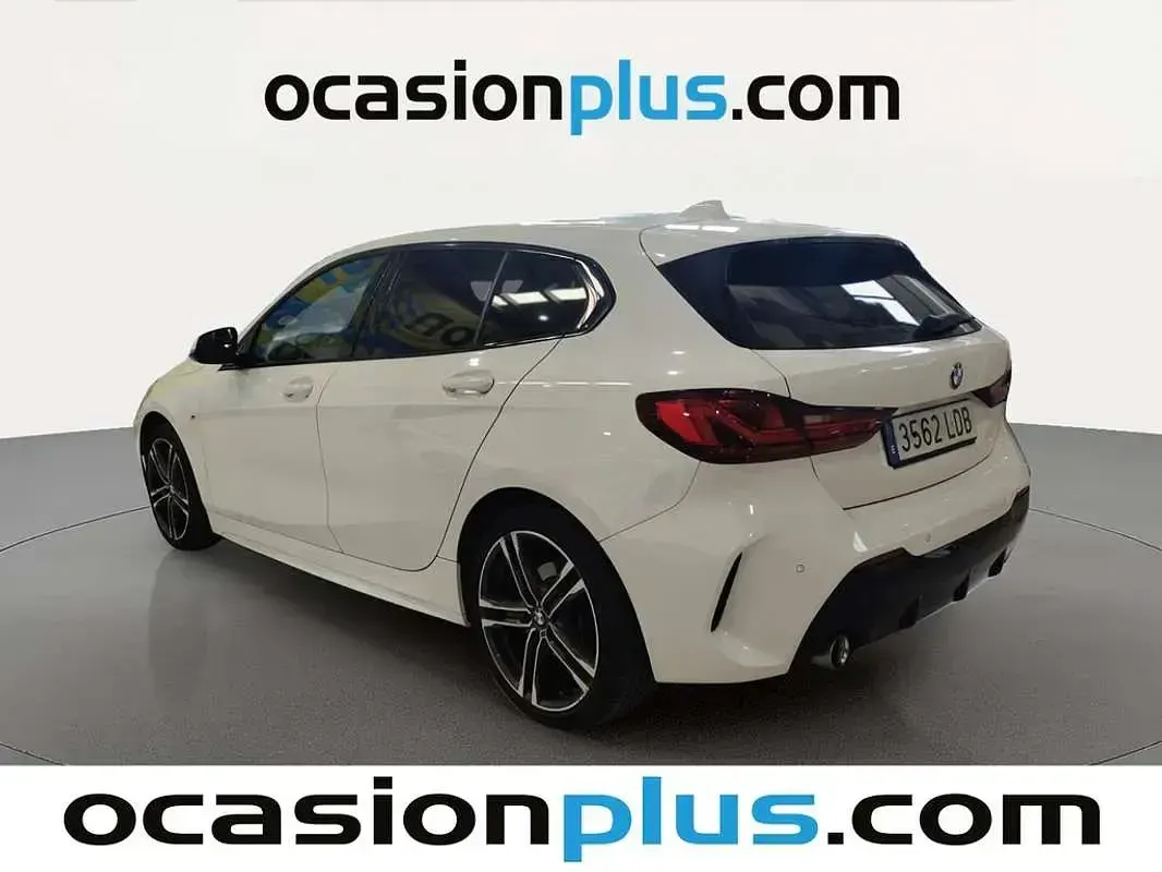 Usado BMW 116 116 CV (85 kW) 2019 Blanco Utilitario