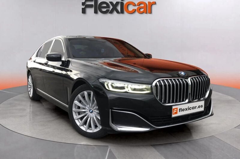 Negro Usado 2021 BMW 750 Comfort Edition Berlina | 45.990 € - Imagen 1/4