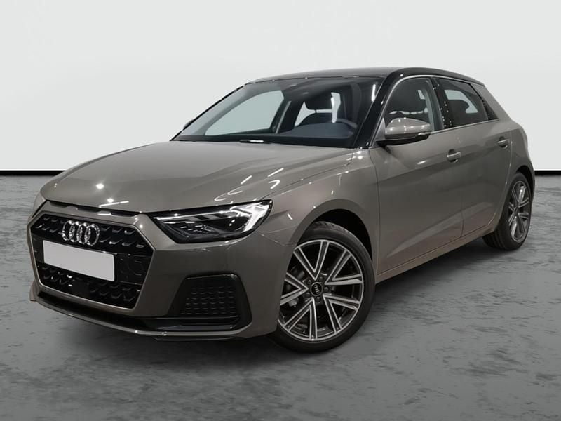 Usado Audi A1 Sportback Sport 95 CV (69 kW) 2025 Gris cronos metalizado / negro mito Utilitario
