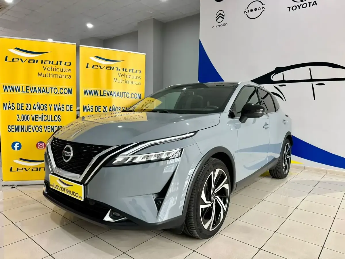 Begagnad Nissan Qashqai Tekna+ 158 HK (116 kW) 2022 Grå SUV