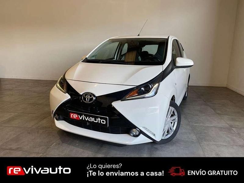 Blanco Usado 2018 Toyota Aygo X-cite Utilitario | 8990 € (Precio justo) - Imagen 1/4