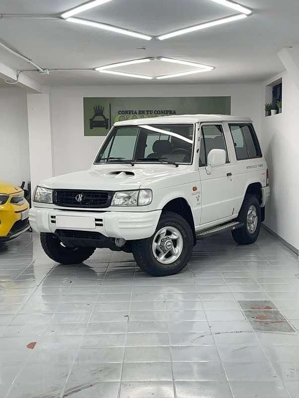 Blanco Usado 1998 Galloper Exceed SUV | 9990 € (Precio justo) - Imagen 1/4