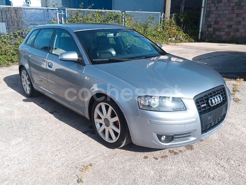 Gris / plata Usado 2007 Audi A3 Sportback S-Line Utilitario | 6200 € (Buen precio) - Imagen 1/4