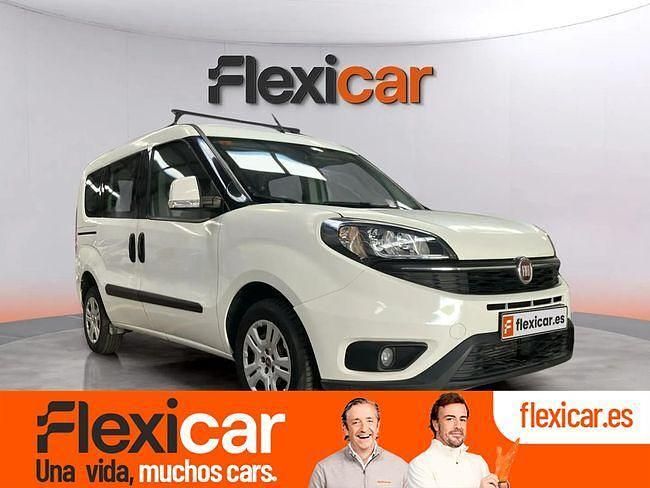 Blanco Usado 2020 Fiat Doblò Easy Monovolumen | 12.490 € (Un poco caro) - Imagen 1/4