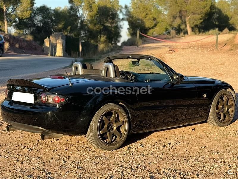 Negro Usado 2006 Mazda MX5 Active Descapotable | 8700 € (Precio justo) - Imagen 1/4
