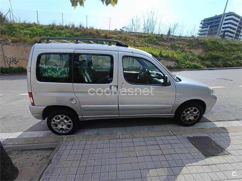 Usado Citroën Berlingo XTR 90 CV (66 kW) 2009 Gris / plata Monovolumen