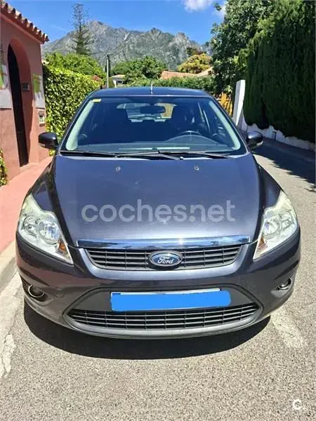 Usado Ford Focus Trend 115 CV (84 kW) 2011 Azul Berlina