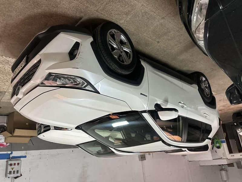 Blanco Usado 2021 Toyota RAV4 Hybrid Advance SUV | 22.990 € (Precio justo) - Imagen 1/4