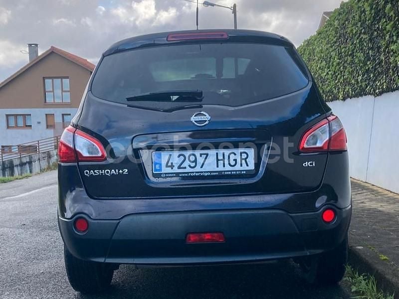 Usado Nissan Qashqai +2 Premium Edition 150 CV (110 kW) 2011 Granate SUV