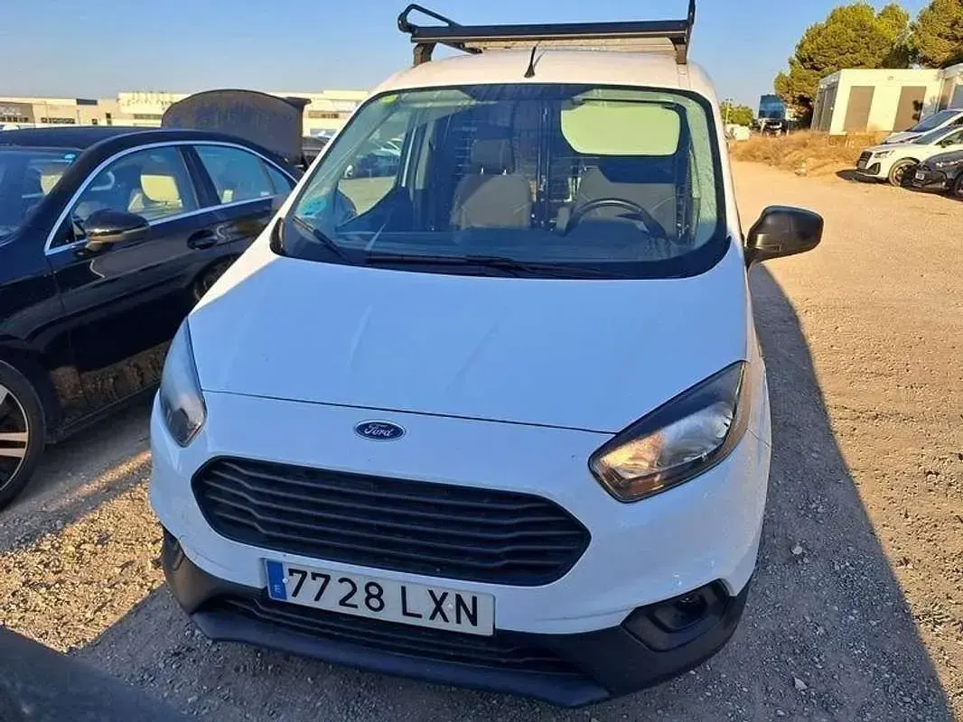 Usado Ford Transit Courier Trend 102 CV (75 kW) 2022 Blanco Van