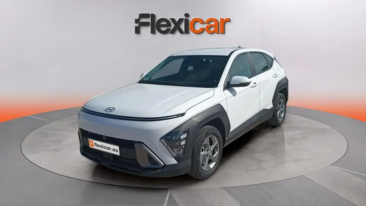 Usado Hyundai Kona 120 CV (88 kW) 2023 Blanco SUV