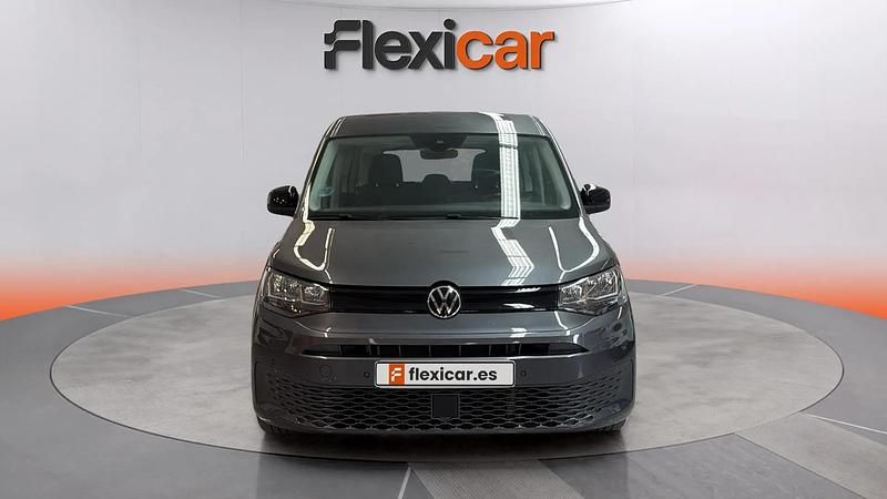 Usado VW Caddy Maxi 122 CV (89 kW) 2024 Gris Monovolumen