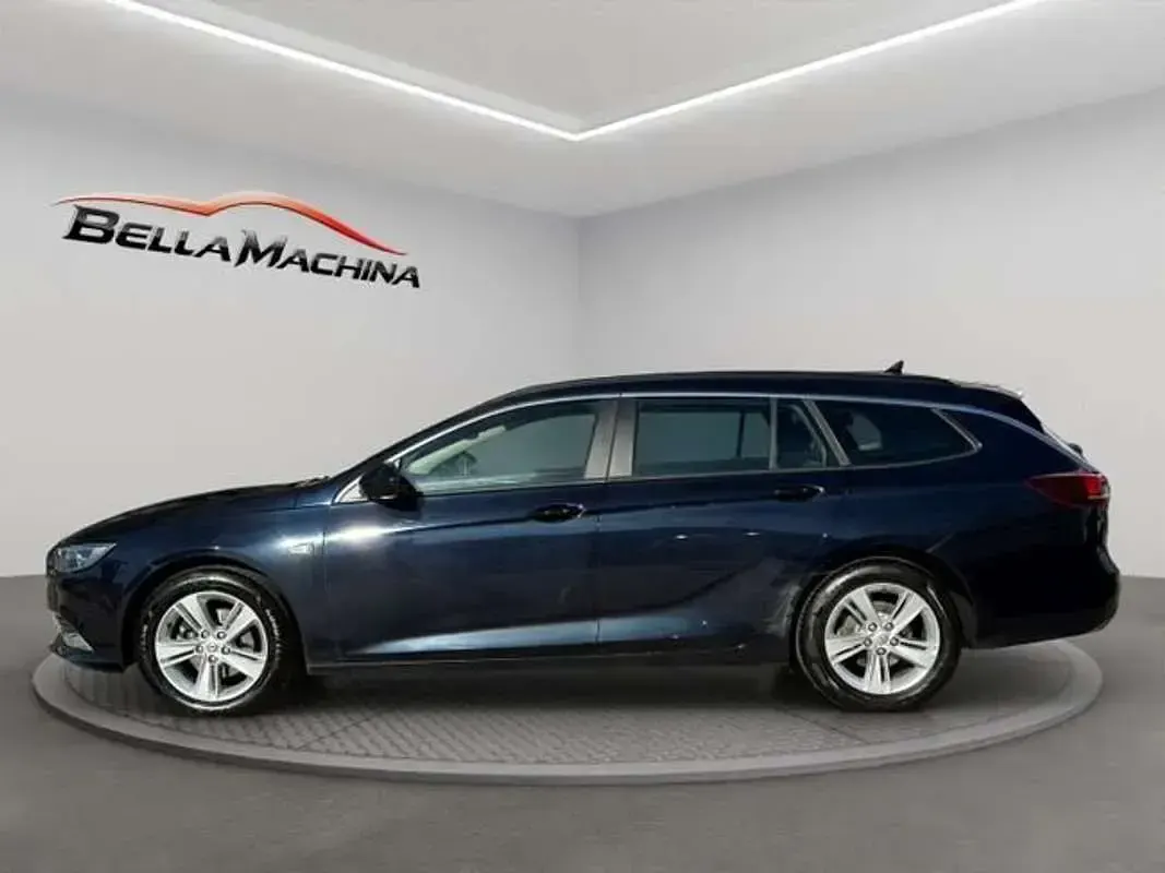 Usado Opel Insignia Selective 136 CV (100 kW) 2019 Azul Familiar